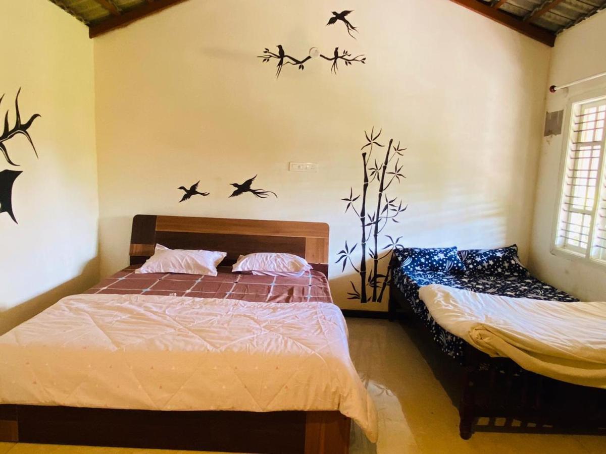 A Pousada Trippr Chikkamagaluru Chikmagalūr Exterior foto