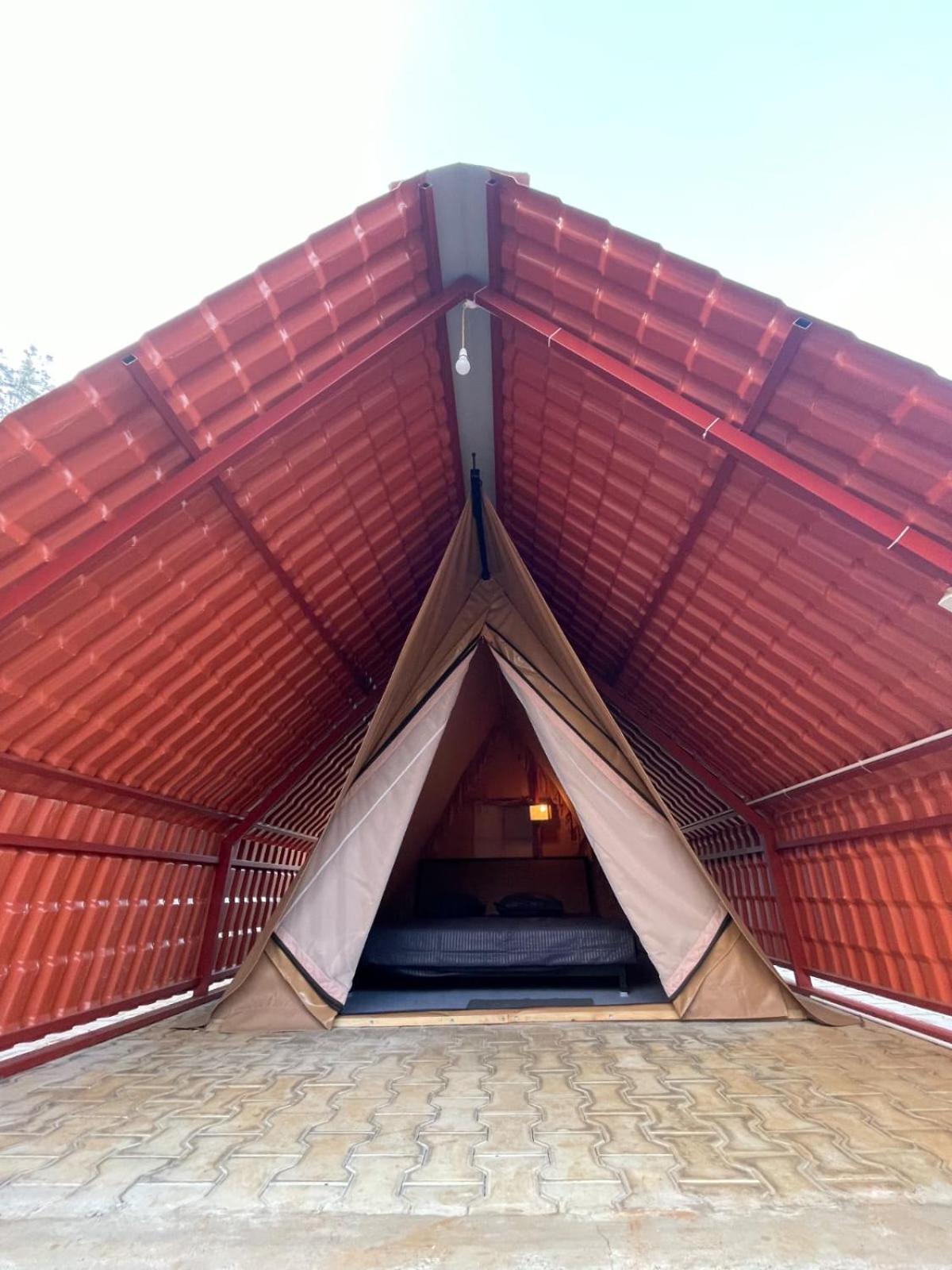 A Pousada Trippr Chikkamagaluru Chikmagalūr Exterior foto