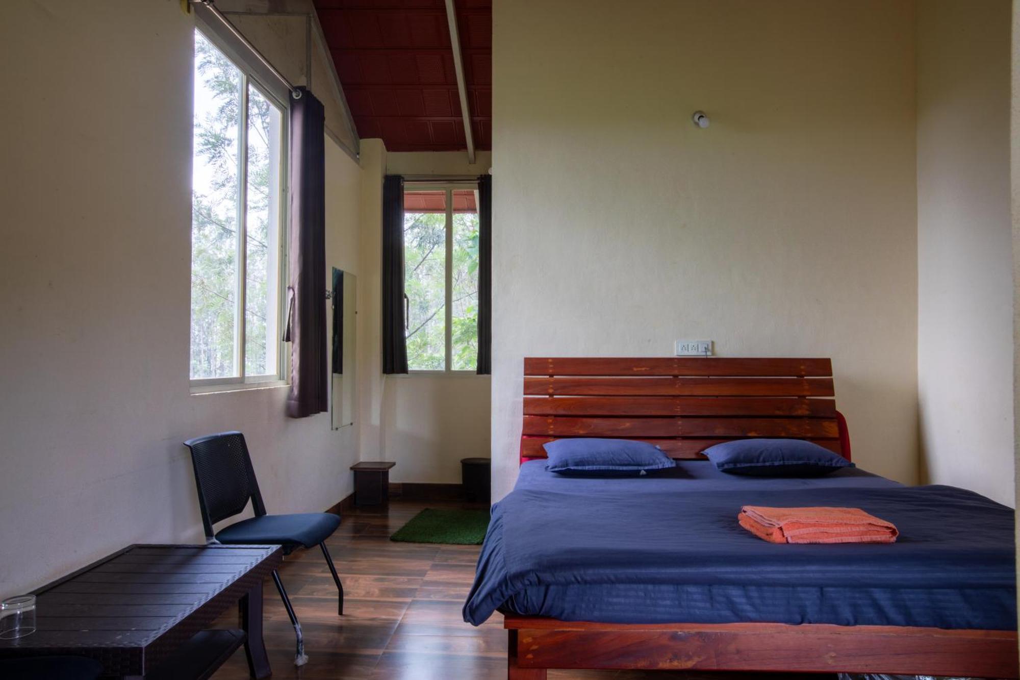 A Pousada Trippr Chikkamagaluru Chikmagalūr Exterior foto