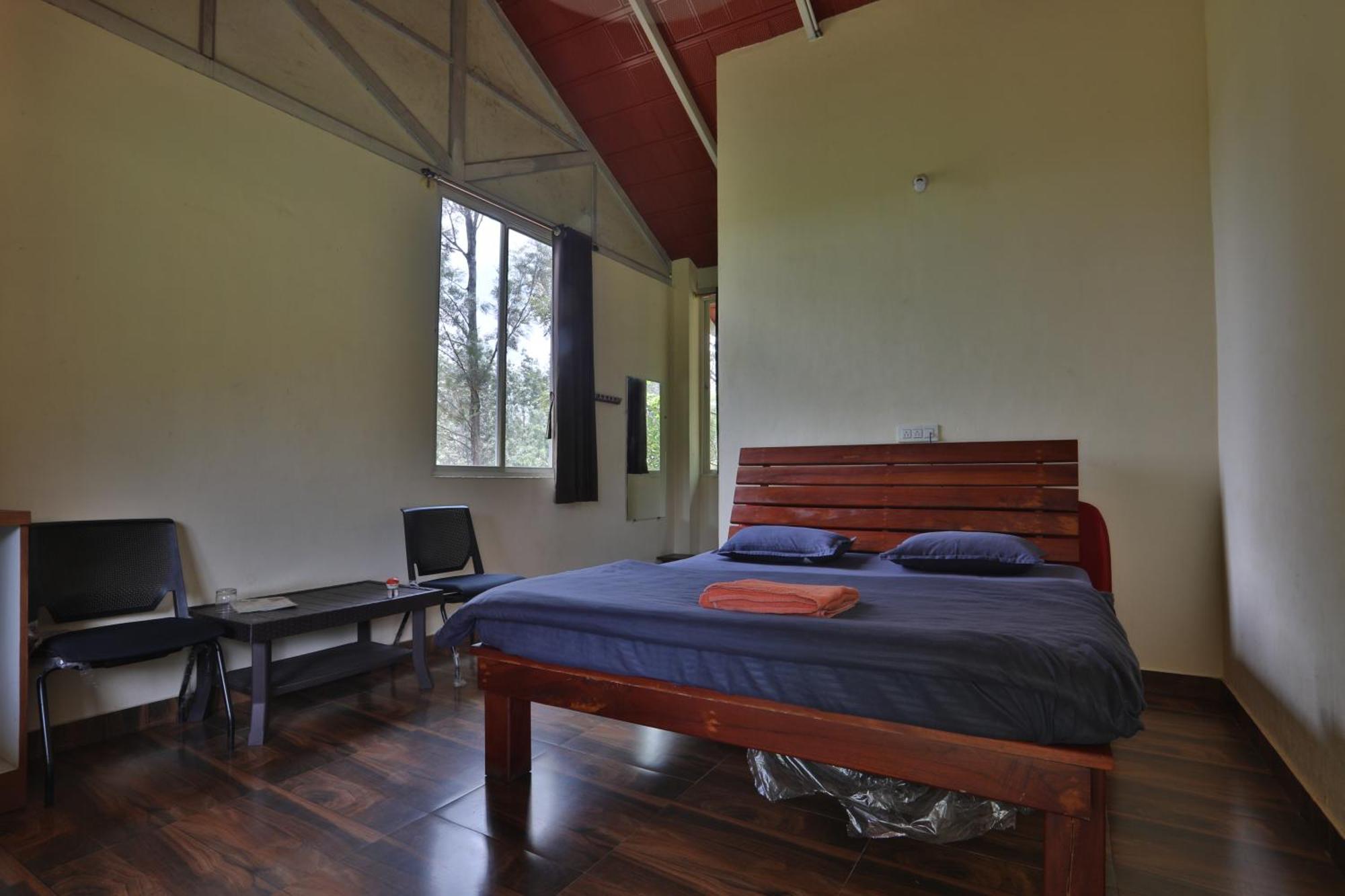 A Pousada Trippr Chikkamagaluru Chikmagalūr Exterior foto
