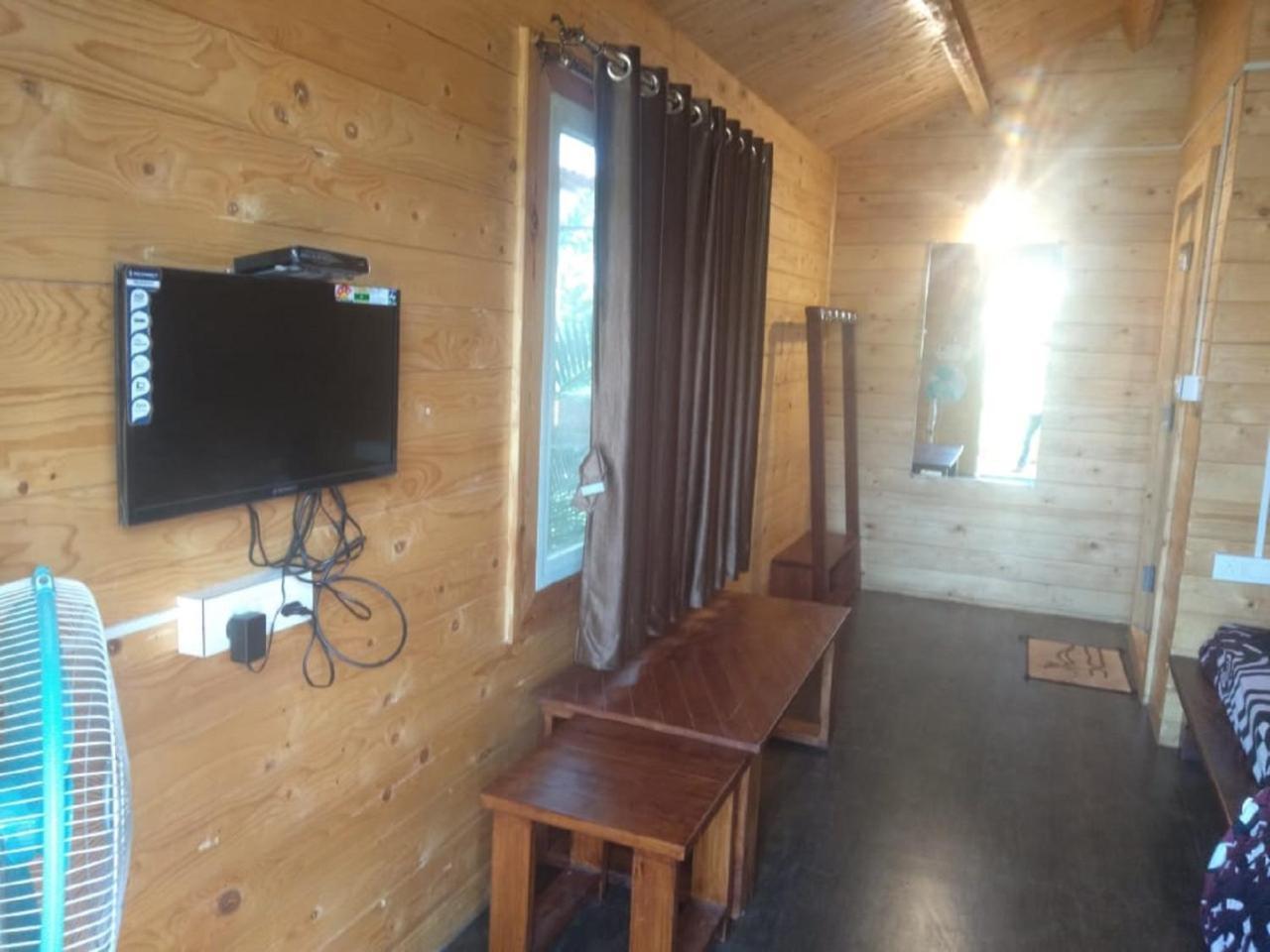 A Pousada Trippr Chikkamagaluru Chikmagalūr Exterior foto